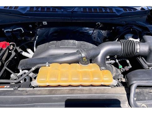 Used 2016 Ford F150 Lariat AWD/4WD image 11