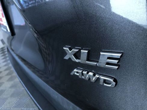 Used 2019 Toyota RAV4 XLE image 15