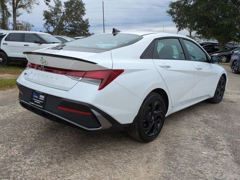 New 2026 Hyundai Elantra Sport FWD image 5