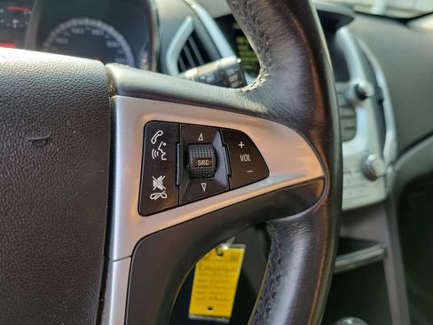 Used 2017 GMC Terrain SLE w/ Chrome Edition FWD image 27