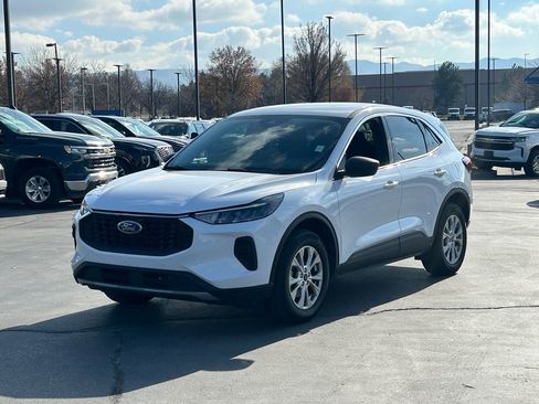 Used 2023 Ford Escape Active image 9