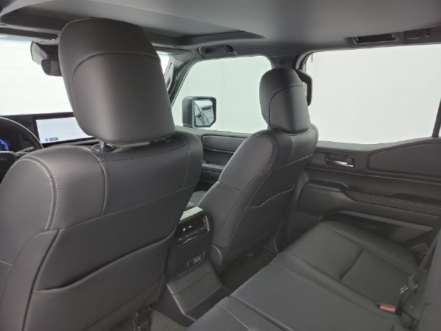 Used 2027 Toyota Land Cruiser AWD/4WD image 15