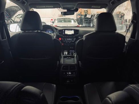 Used 2022 Honda Pilot Touring image 23