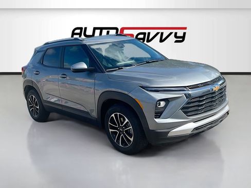 Used 2026 Chevrolet TrailBlazer LT FWD image 1