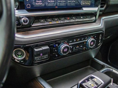 Used 2022 GMC Sierra 1500 SLT image 30