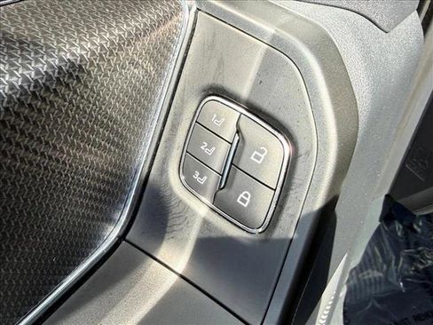 Used 2025 Ford F150 Raptor AWD/4WD image 19