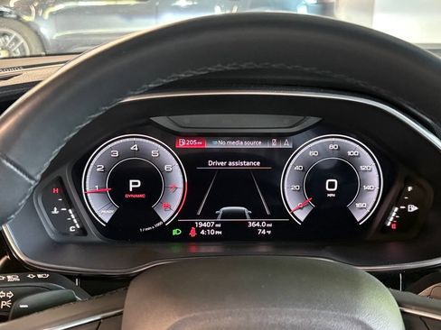 Used 2023 Audi Q3 2.0T Premium Plus AWD/4WD image 25