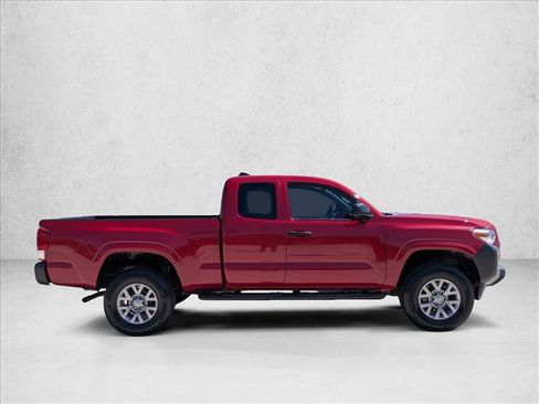 Used 2022 Toyota Tacoma SR RWD image 4