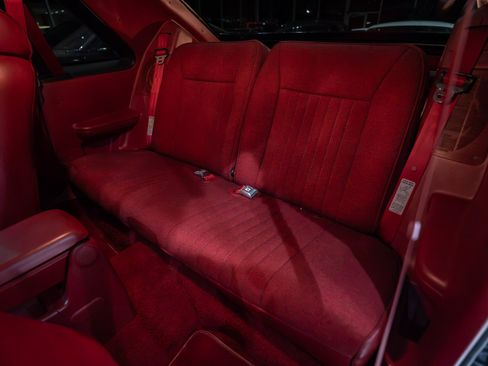 Used 1990 Ford Mustang GT RWD image 26