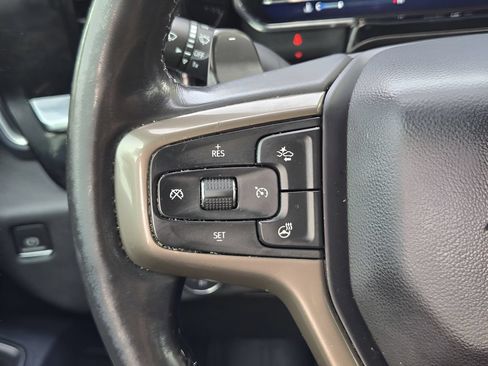 Used 2023 Chevrolet Silverado 1500 High Country w/ Technology Package AWD/4WD image 24