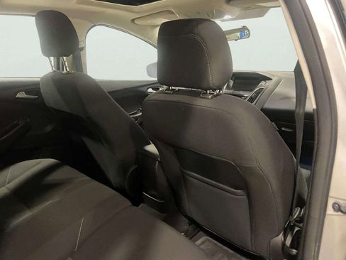 Used 2018 Ford Focus SEL image 24