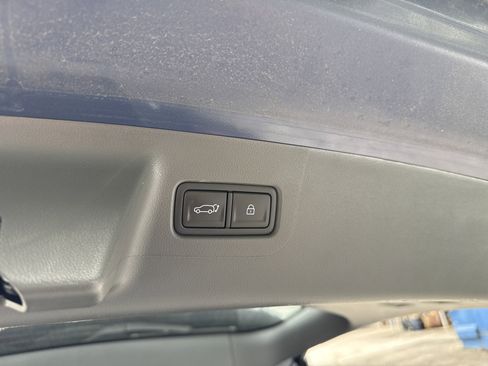 Used 2025 Hyundai Santa Fe SEL AWD/4WD image 9