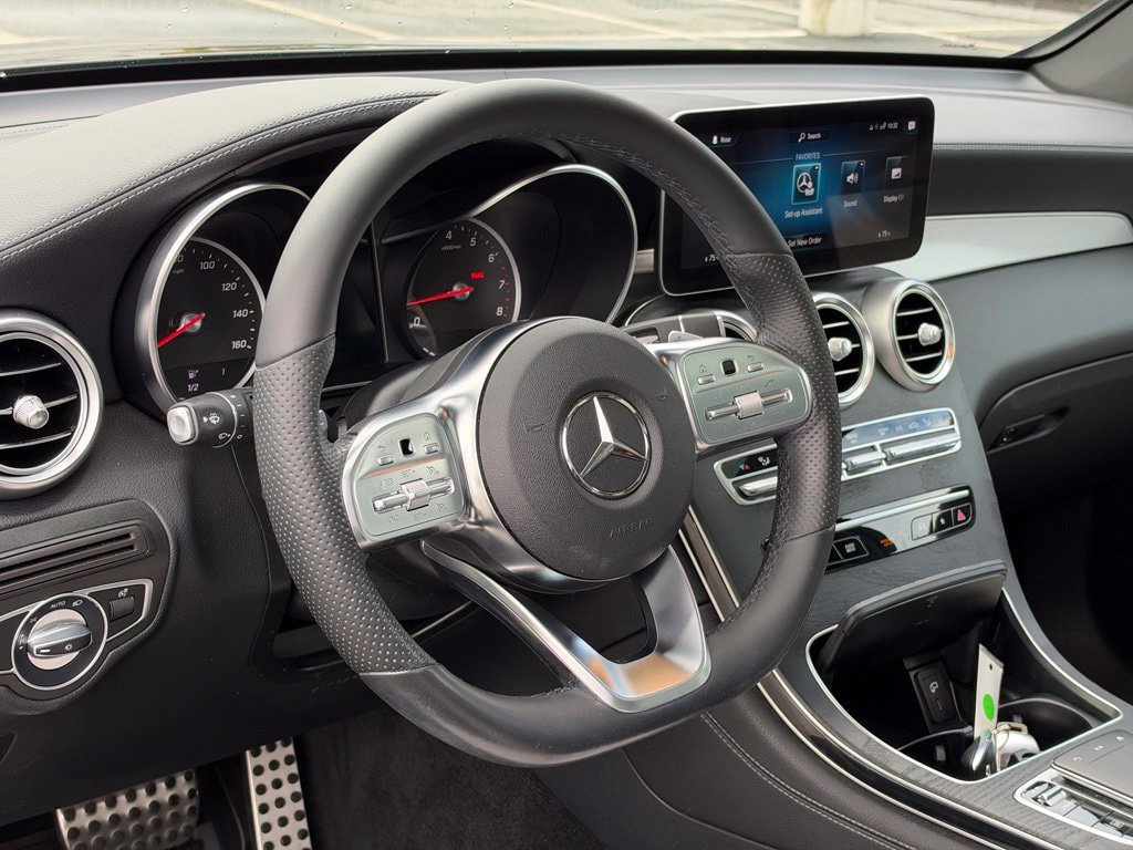 Used 2020 Mercedes-Benz GLC 300 4MATIC image 11