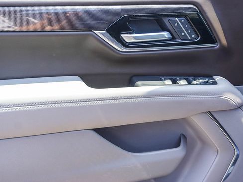 Used 2025 GMC Yukon XL Elevation w/ LPO, Floor Liner Package RWD image 18