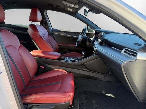 Used 2024 Kia K5 GT-Line w/ GT-Line Premium Package image 15