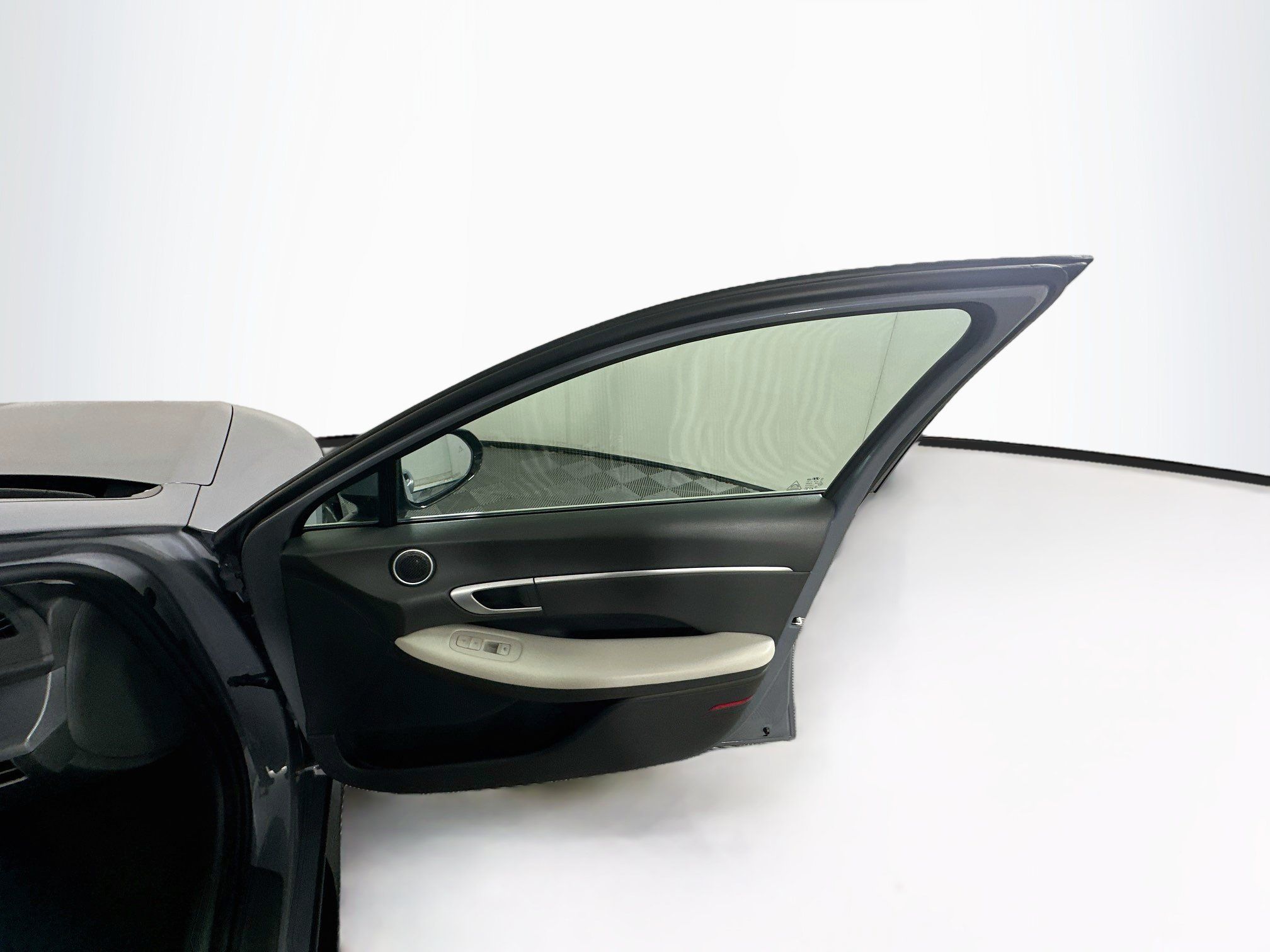 Used 2025 Hyundai Sonata SEL FWD image 31
