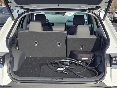 New 2026 Hyundai Ioniq 5 SEL image 17