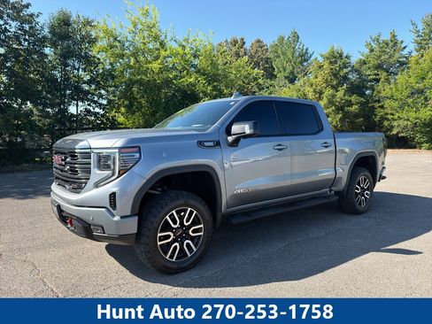 Used 2023 GMC Sierra 1500 AT4 w/ Technology Package AWD/4WD image 1
