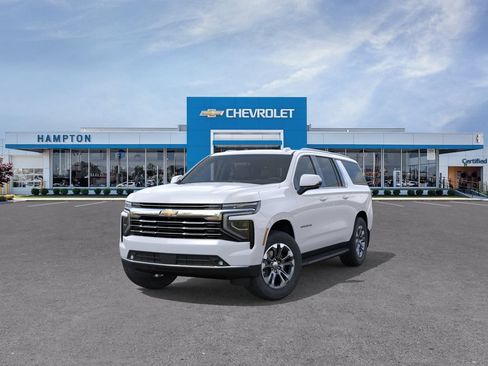 New 2026 Chevrolet Suburban LT w/ Comfort Package AWD/4WD image 8