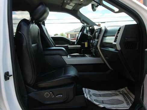 Used 2018 Ford F250 Lariat w/ Chrome Package AWD/4WD image 10