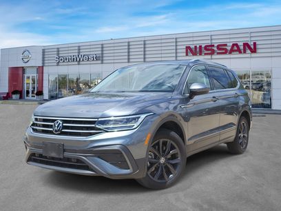 Used 2024 Volkswagen Tiguan SE