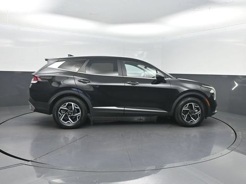 Used 2023 Kia Sportage LX FWD image 31