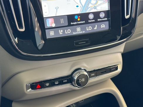 New 2026 Volvo XC40 B5 Plus w/ Protection Package Premier image 20