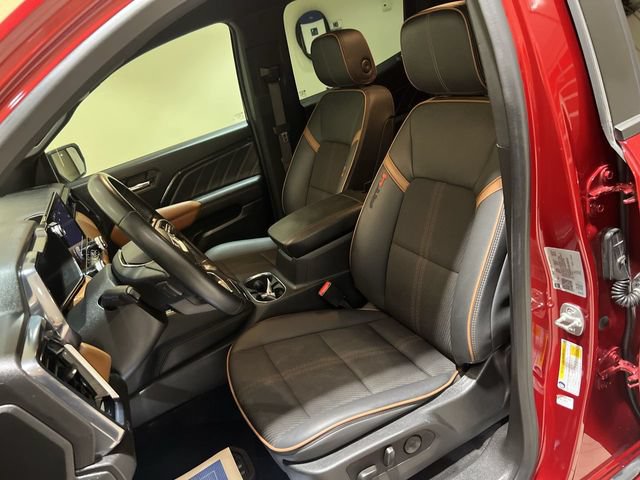 Certified 2024 GMC Canyon AT4 w/ Technology Package AWD/4WD image 18
