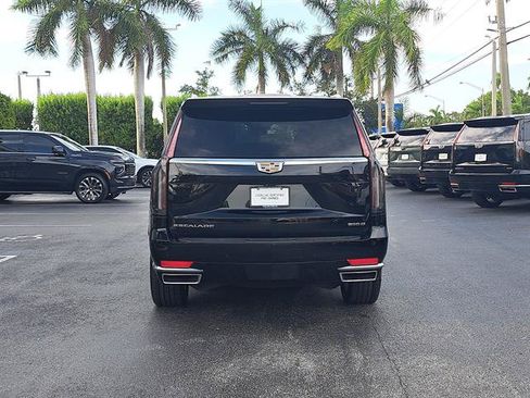 Certified 2023 Cadillac Escalade Premium Luxury w/ Performance Package AWD/4WD image 23