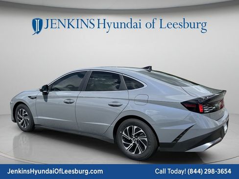 New 2026 Hyundai Sonata Blue FWD image 7