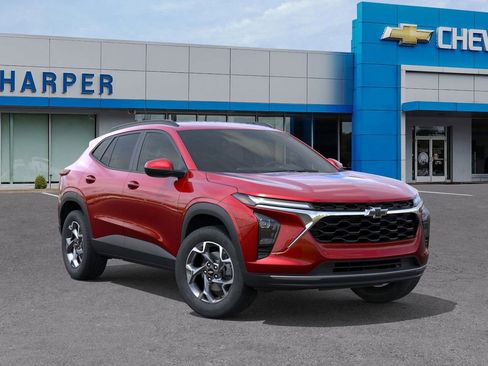 New 2026 Chevrolet Trax LT w/ LPO, Blackout Package image 7