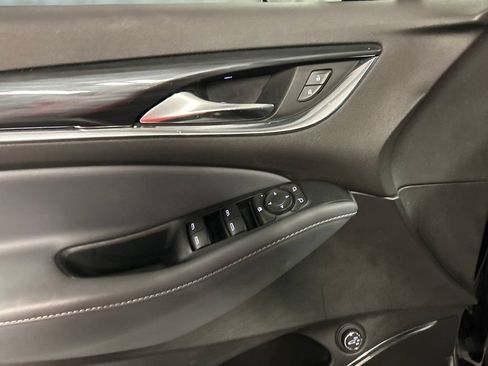 Used 2024 Buick Enclave Essence w/ Technology Package FWD image 14
