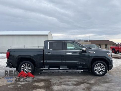 Used 2021 GMC Sierra 1500 Denali w/ Driver Alert Package II image 9