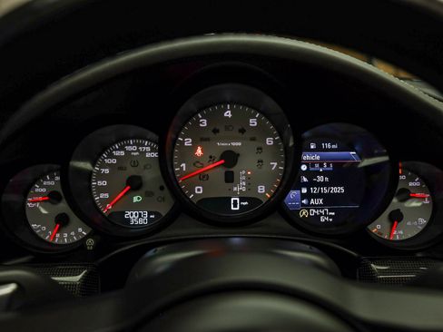 Certified 2017 Porsche 911 Targa 4S image 28