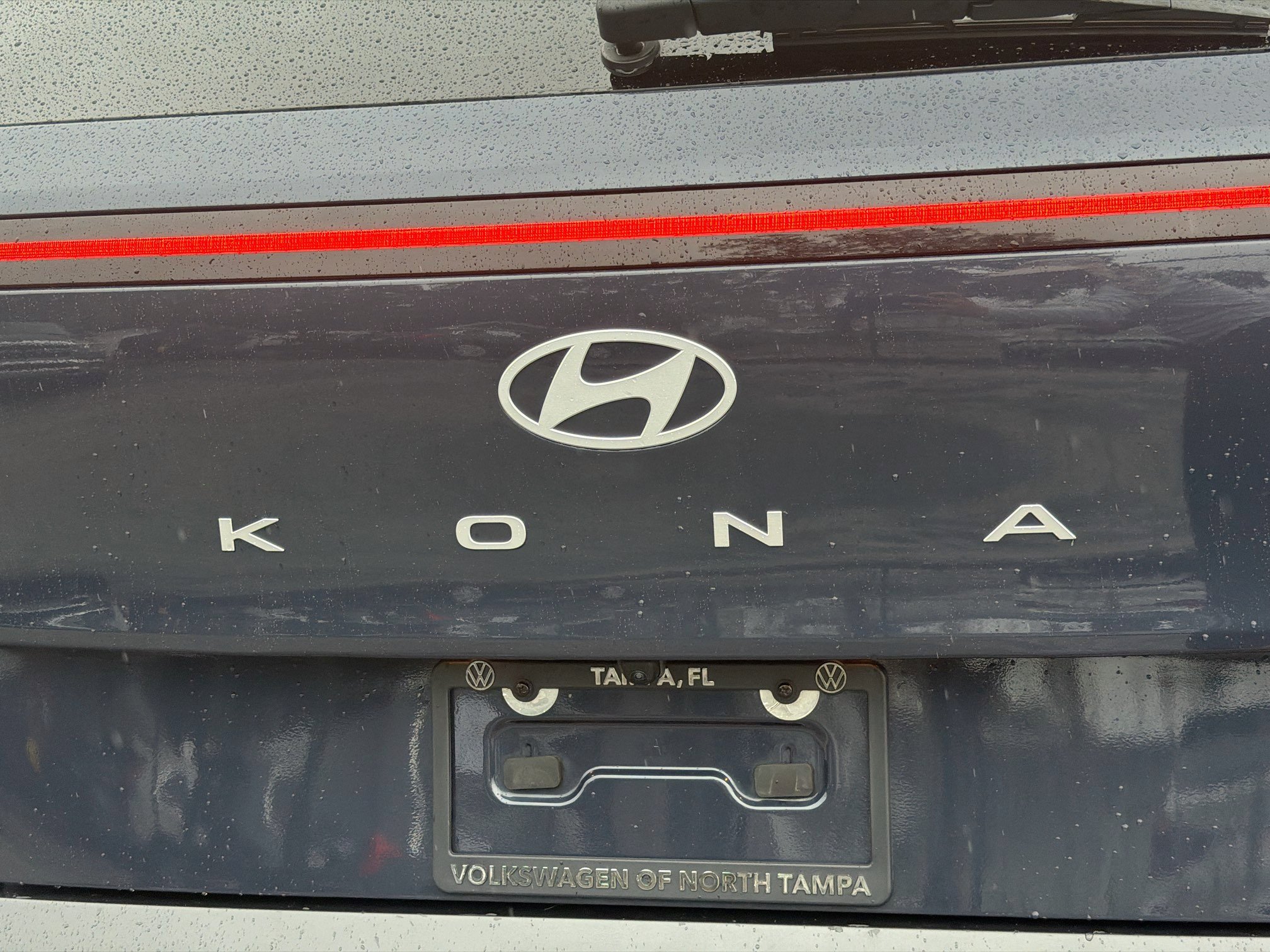 Used 2024 Hyundai Kona Limited FWD image 11
