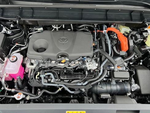 New 2026 Toyota Highlander Limited image 9
