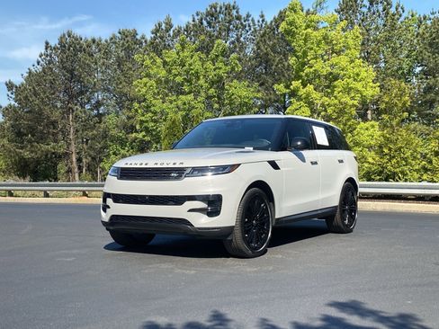 Used 2024 Land Rover Range Rover Sport SE AWD/4WD image 13