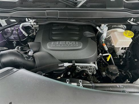 Used 2024 RAM 2500 Tradesman w/ Chrome Appearance Group image 31