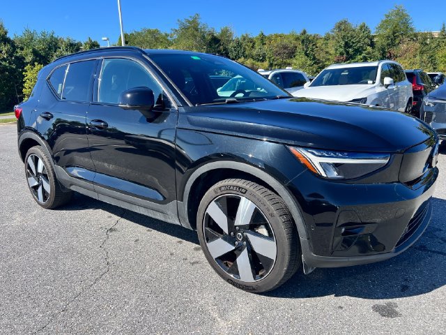 Certified 2023 Volvo XC40 Recharge Plus AWD/4WD image 1
