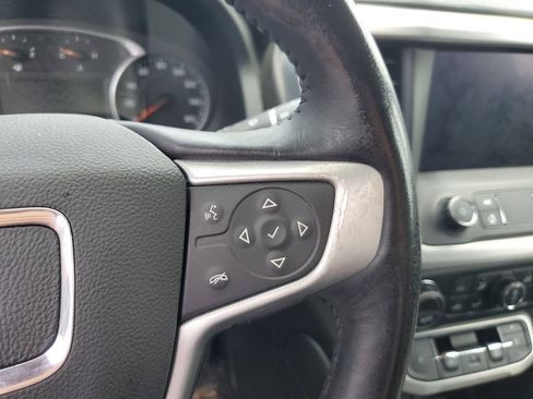 Used 2022 GMC Acadia SLT w/ Preferred Package FWD image 28