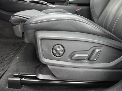 Used 2023 Audi Q5 2.0T Premium Plus w/ Premium Plus Package image 29