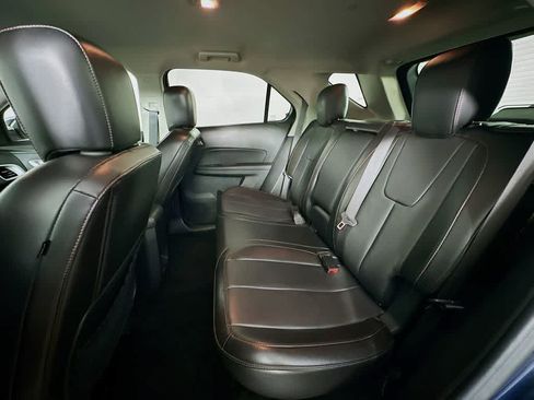 Used 2017 Chevrolet Equinox Premier w/ Enhanced Convenience Package FWD image 13