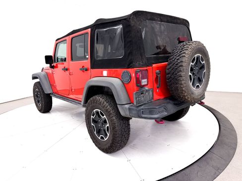 Used 2015 Jeep Wrangler Unlimited Rubicon AWD/4WD image 2
