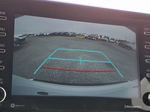 Used 2022 Toyota C-HR XLE image 25