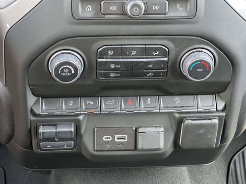 Used 2024 Chevrolet Silverado 2500 Custom w/ Custom Value Package AWD/4WD image 18