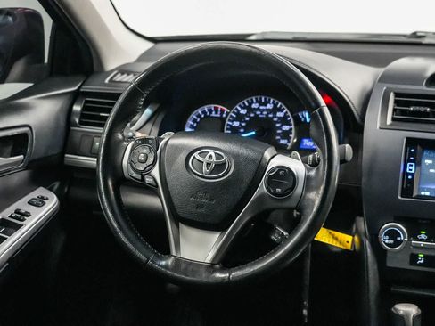 Used 2013 Toyota Camry SE FWD image 15