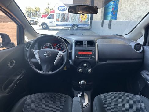 Used 2014 Nissan Versa Note SV FWD image 9
