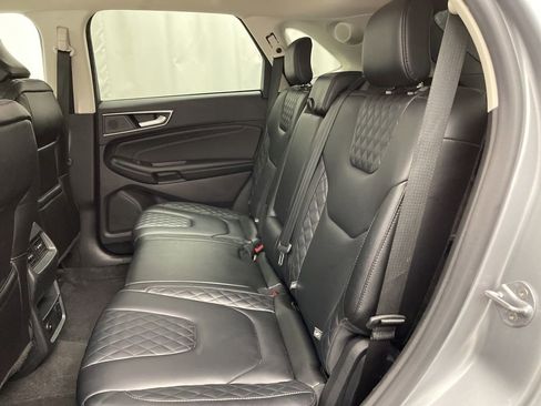Used 2024 Ford Edge Titanium image 24