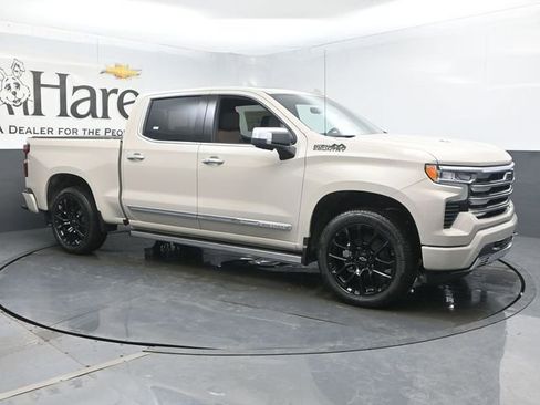 New 2026 Chevrolet Silverado 1500 High Country AWD/4WD image 6