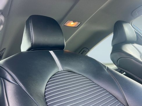 Used 2023 Toyota Camry SE image 24